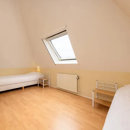 Summio Vakantiepark It Wiid Earnewâld Room photo