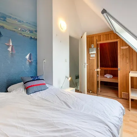 Summio Vakantiepark It Wiid Earnewâld Room photo