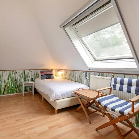 Summio Vakantiepark It Wiid Earnewâld Room photo